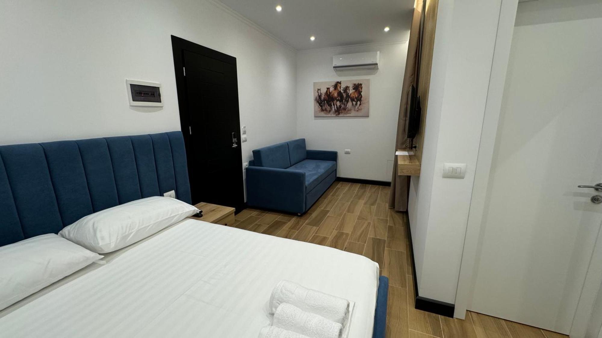Hotel Bizant Përmet エクステリア 写真