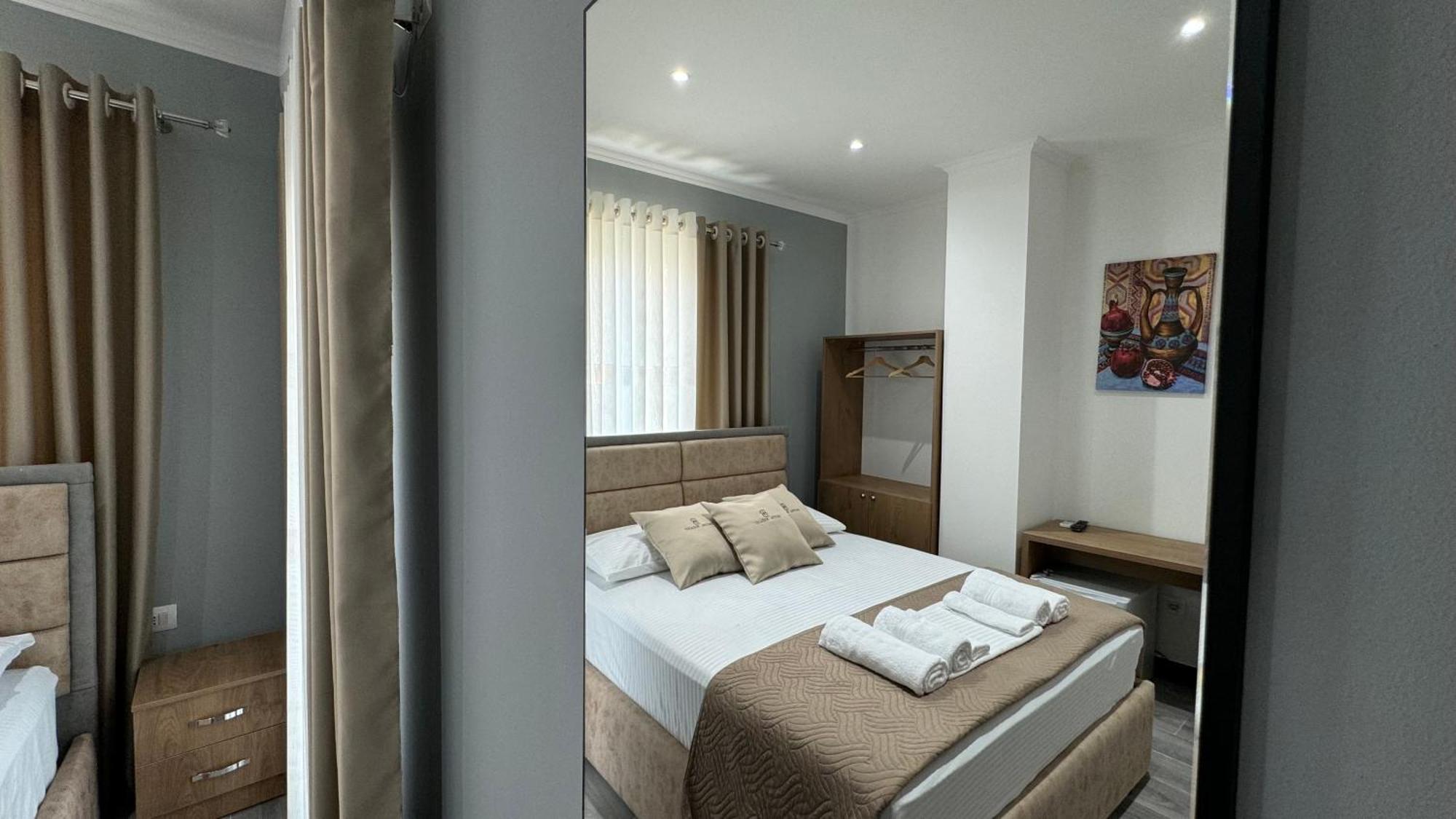 Hotel Bizant Përmet エクステリア 写真
