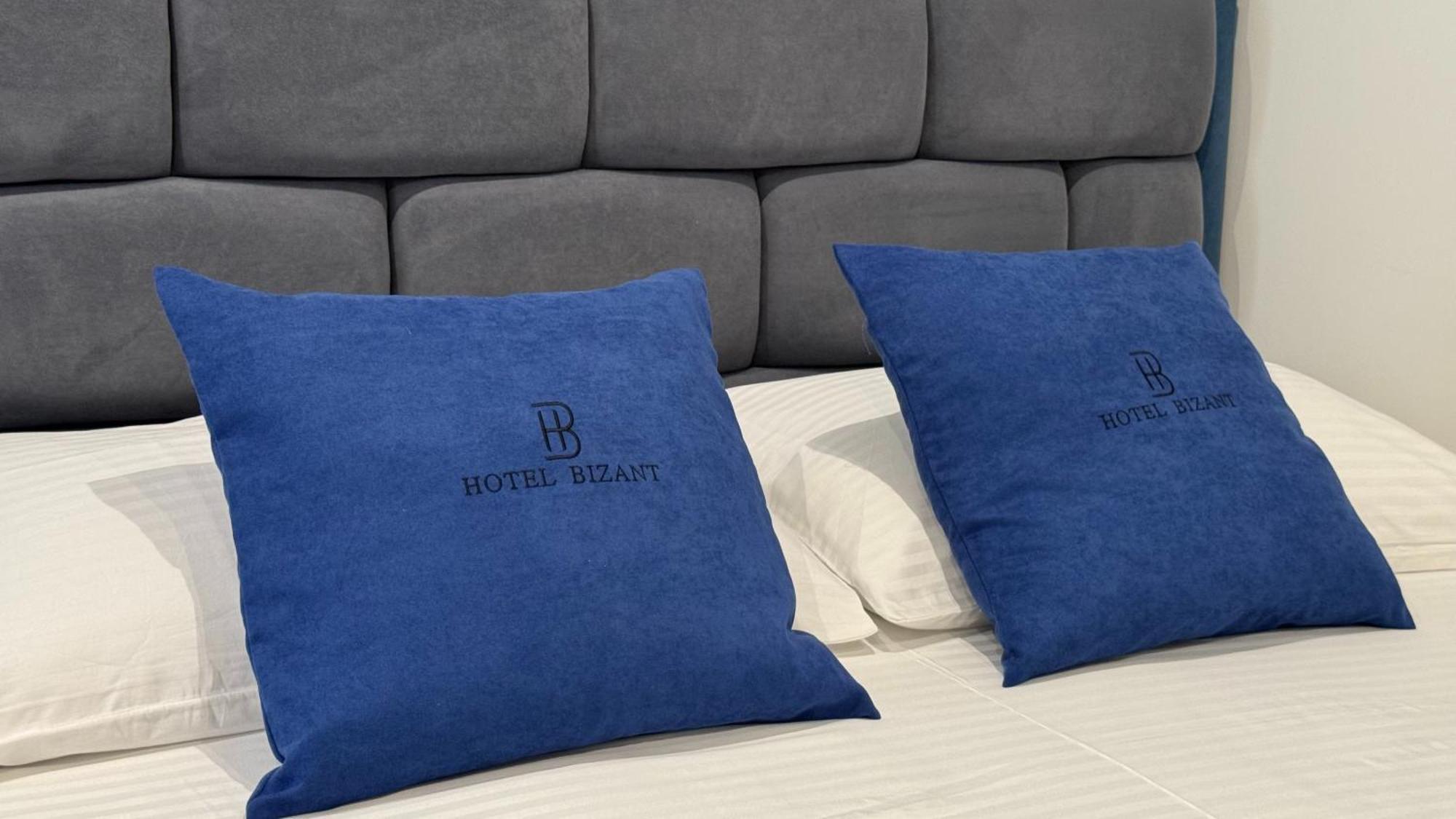 Hotel Bizant Përmet エクステリア 写真